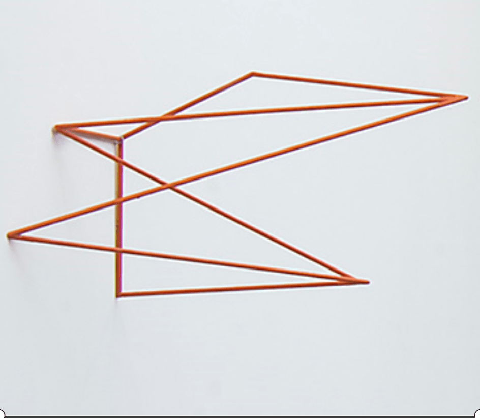 Tjeerd Alkema, Sans titre, Cube orange, 2013. Métal peint minium orange, 70 x 40 x 40 cm. Achat à la galerie AL/MA, Montpellier. Collection du Frac Occitanie Montpellier. © galerie AL/MA