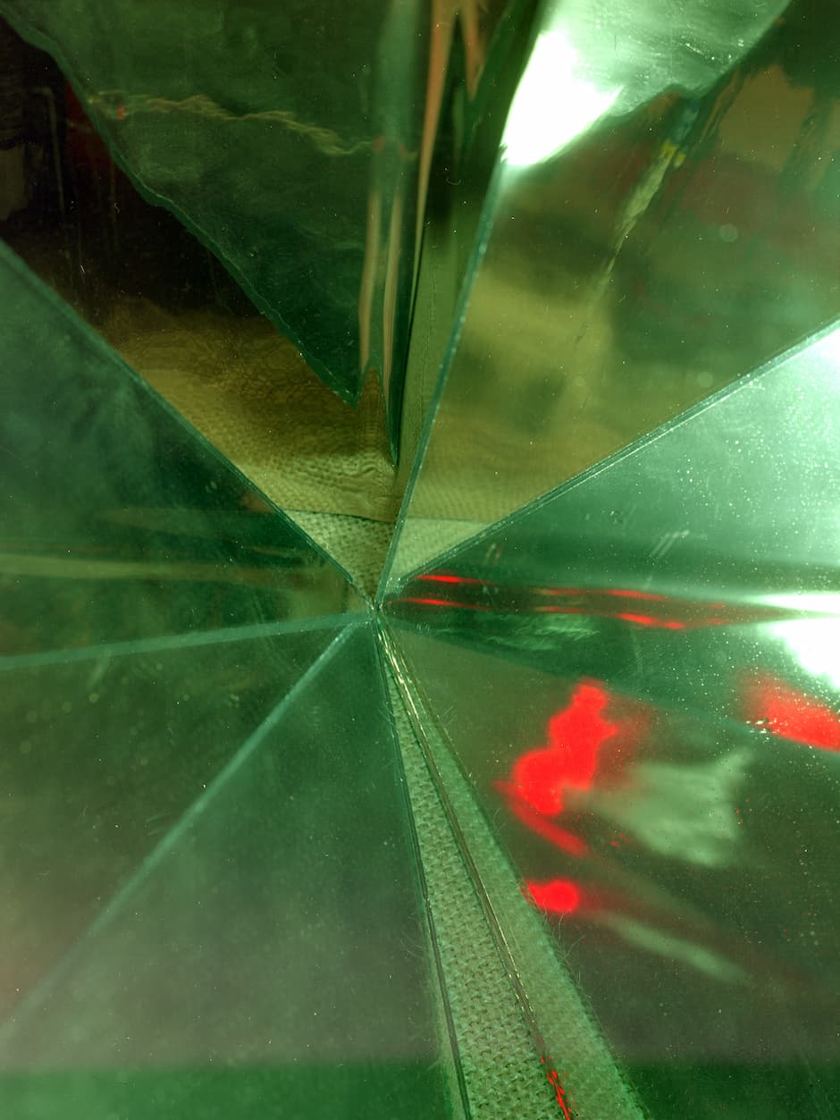 Eileen Quinlan, Smoke and mirrors #200, 2007. Impression chromogène laminé par UV, encadrée. 101,6 x 76,2 cm. 1/5 Achat à la Campoli Pressti. Collection Frac Normandie Rouen. © Droits réservés.
