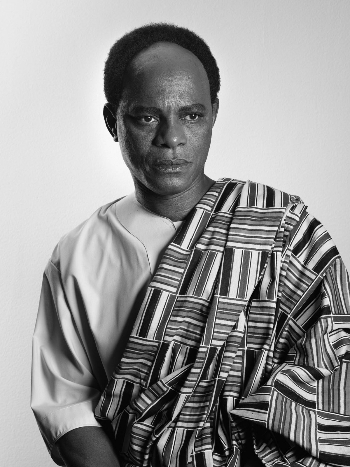 Samuel Fosso, Sans titre (Kwame Nkrumah), Série African Spirits, 2008, Tirage aux sels d'argent sur papier archive, 50 × 70 cm. Collection FRAC RÉUNION.
