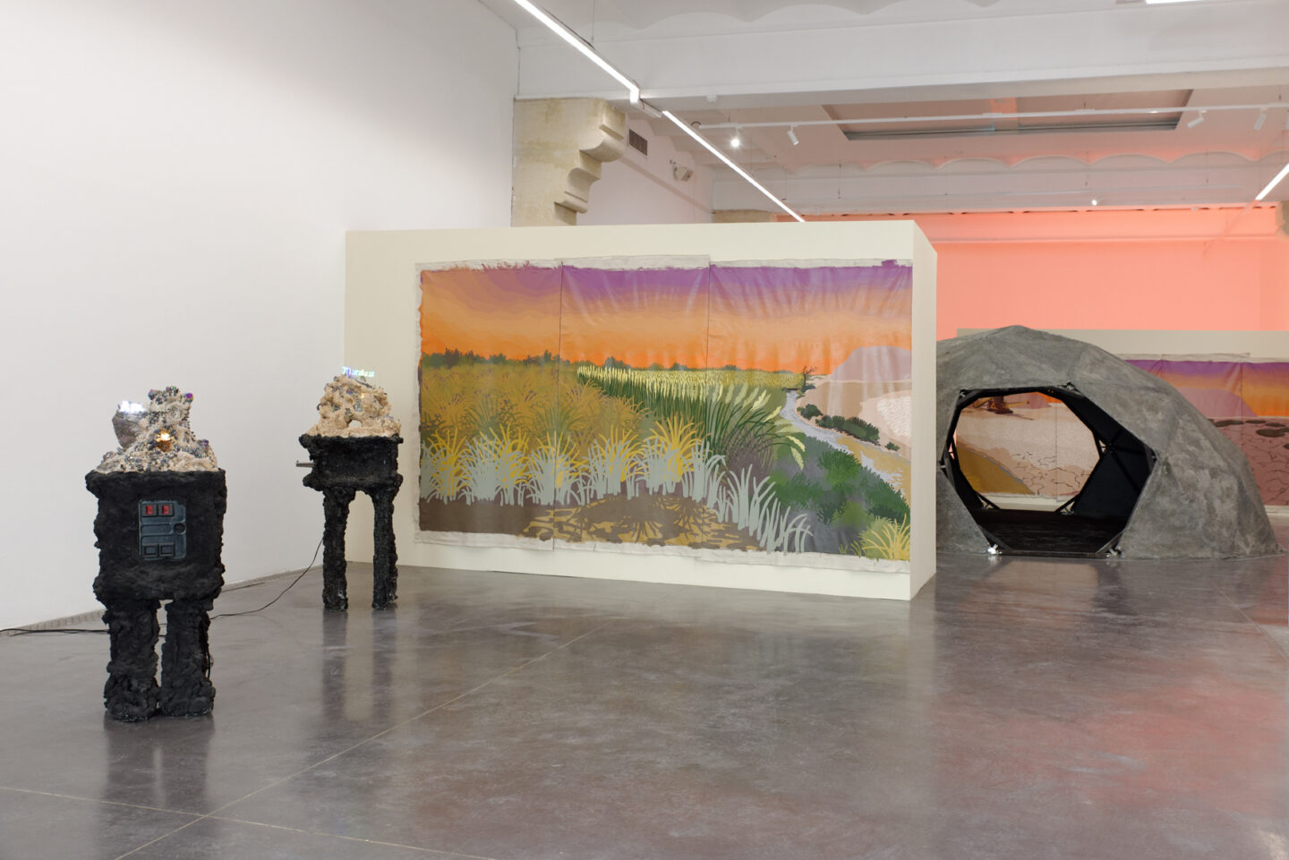 Vue d'exposition, Comme un Western - Frac Occitanie Montpellier. Photo Christian Perez, 2025